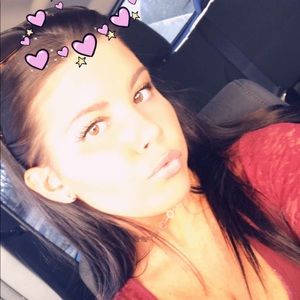 Meet your Posher, Brianna